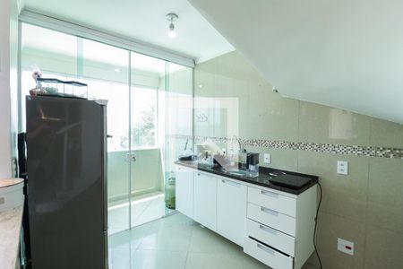 Casa à venda com 144m², 3 quartos e 4 vagasCozinha e Área de Serviço