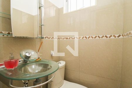 Casa à venda com 144m², 3 quartos e 4 vagasLavabo