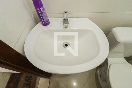 Casa à venda com 144m², 3 quartos e 4 vagasBanheiro da Garagem