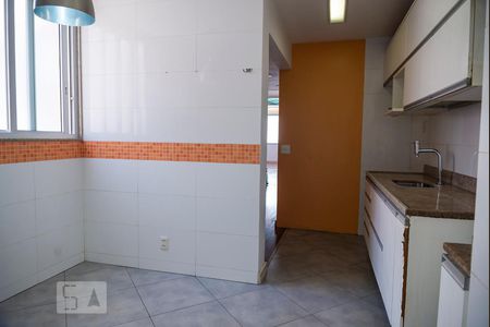 Apartamento à venda com 160m², 3 quartos e 1 vagaCozinha