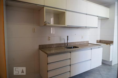 Apartamento à venda com 160m², 3 quartos e 1 vagaCozinha