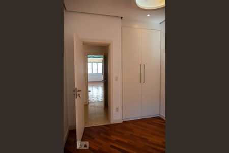 Apartamento à venda com 160m², 3 quartos e 1 vagaQuarto 3