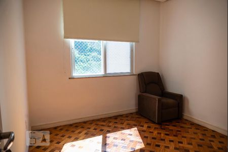 Apartamento à venda com 160m², 3 quartos e 1 vagaQuarto 2