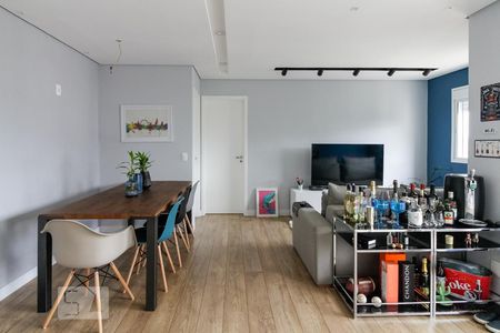 Sala de apartamento para alugar com 1 quarto, 62m² em Alphaville Empresarial, Barueri