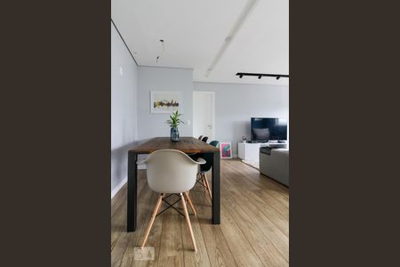 Sala de apartamento para alugar com 1 quarto, 62m² em Alphaville Empresarial, Barueri