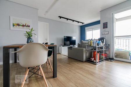 Sala de apartamento para alugar com 1 quarto, 62m² em Alphaville Empresarial, Barueri