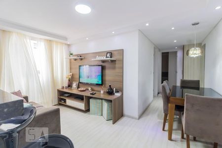 Sala de apartamento para alugar com 2 quartos, 45m² em Jardim Adriana, Guarulhos