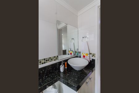 Apartamento para alugar com 45m², 2 quartos e 1 vaga Apartamento para alugar com 45m², 2 quartos e 1 vagaBanheiro