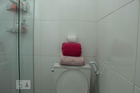 Apartamento à venda com 60m², 2 quartos e 1 vaga Apartamento à venda com 60m², 2 quartos e 1 vagaBanheiro