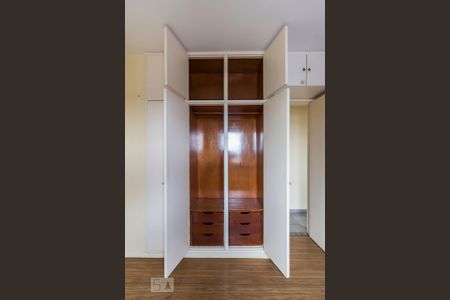 Apartamento para alugar com 75m², 3 quartos e 1 vagaQuarto 1