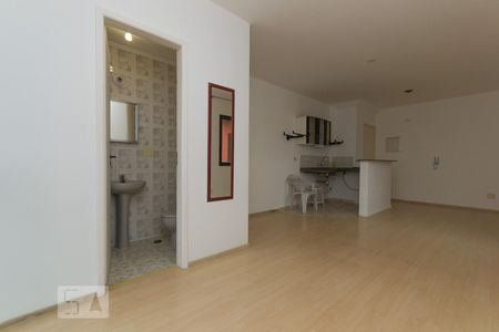 Quarto de kitnet/studio para alugar com 1 quarto, 31m² em Mirandópolis, São Paulo