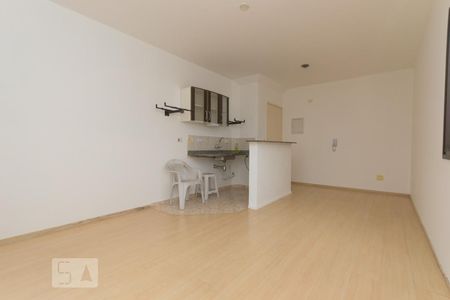 Sala de kitnet/studio para alugar com 1 quarto, 31m² em Mirandópolis, São Paulo