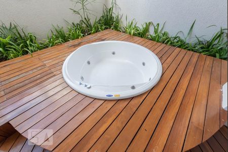 Studio para alugar com 55m², 1 quarto e 1 vaga Studio para alugar com 55m², 1 quarto e 1 vagaSpa