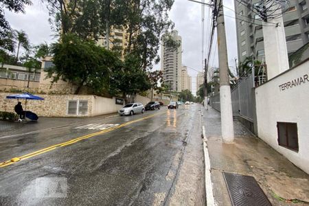 Apartamento à venda com 64m², 1 quarto e 2 vagasVista da Rua