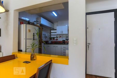 Apartamento para alugar com 125m², 2 quartos e 1 vaga Apartamento para alugar com 125m², 2 quartos e 1 vagaCozinha