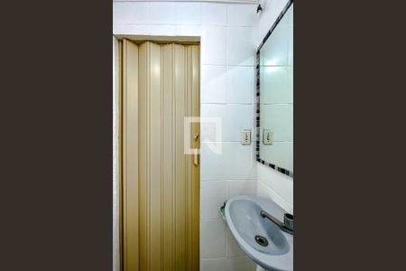 Casa à venda com 65m², 2 quartos e sem vagaBanheiro