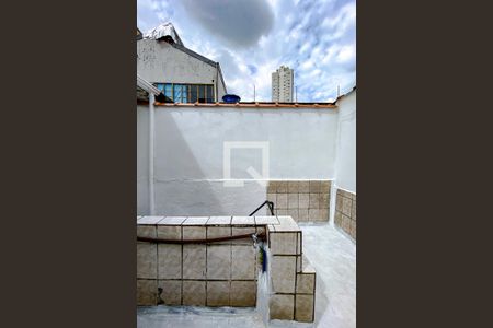 Casa à venda com 65m², 2 quartos e sem vagaÁrea externa