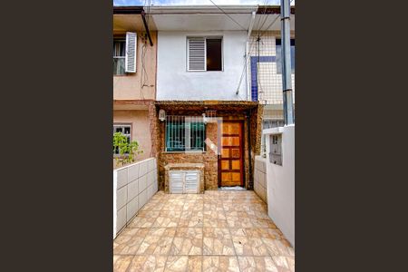 Casa à venda com 65m², 2 quartos e sem vagaFachada