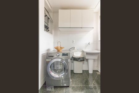 Apartamento para alugar com 97m², 3 quartos e 2 vagas Apartamento para alugar com 97m², 3 quartos e 2 vagasÁrea de Serviço