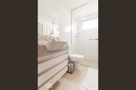 Apartamento para alugar com 97m², 3 quartos e 2 vagas Apartamento para alugar com 97m², 3 quartos e 2 vagasBanheiro da Suíte