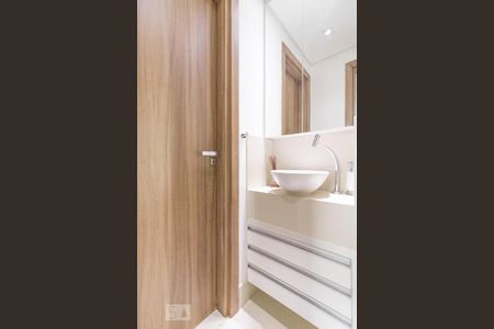 Banheiro  de apartamento para alugar com 3 quartos, 97m² em Santa Cruz, Belo Horizonte