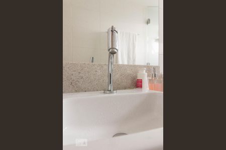 Apartamento para alugar com 97m², 3 quartos e 2 vagas Apartamento para alugar com 97m², 3 quartos e 2 vagasBanheiro da Suíte