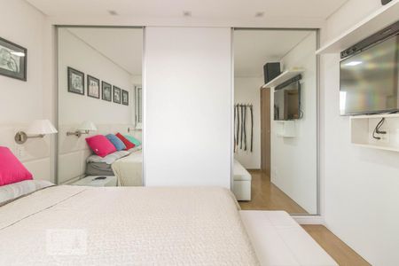 Apartamento para alugar com 97m², 3 quartos e 2 vagas Apartamento para alugar com 97m², 3 quartos e 2 vagasSuíte
