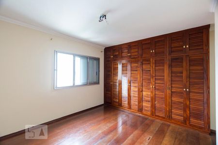 Apartamento para alugar com 168m², 4 quartos e 2 vagasQuarto 4 - Suíte
