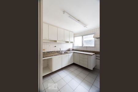 Apartamento para alugar com 168m², 4 quartos e 2 vagasCozinha