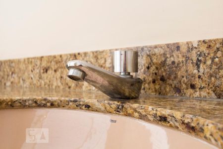 Lavabo de apartamento à venda com 4 quartos, 168m² em Vila Monte Alegre, São Paulo