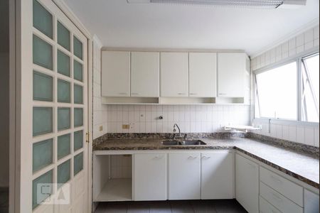 Apartamento para alugar com 168m², 4 quartos e 2 vagasCozinha