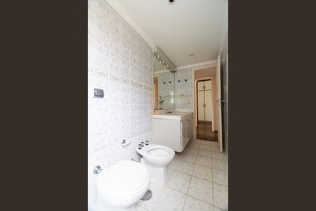 Apartamento para alugar com 168m², 4 quartos e 2 vagasBanheiro social