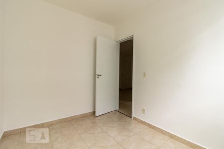 Quarto 2 de apartamento para alugar com 2 quartos, 50m² em Planalto, Belo Horizonte