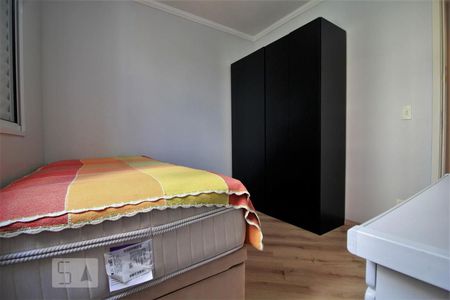 Quarto 1 de apartamento para alugar com 2 quartos, 58m² em Vila Gomes, São Paulo