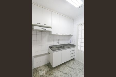 Apartamento à venda com 72m², 2 quartos e 1 vagaCozinha 