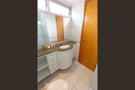 Apartamento para alugar com 65m², 2 quartos e 2 vagasQuarto 2 Suíte