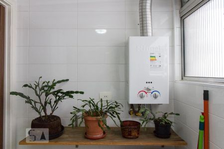 Apartamento à venda com 120m², 2 quartos e 1 vaga Apartamento à venda com 120m², 2 quartos e 1 vagaArea de Serviço