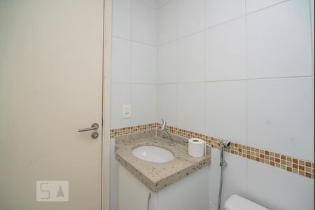 Banheiro de apartamento para alugar com 2 quartos, 70m² em Vila Isabel, Rio de Janeiro