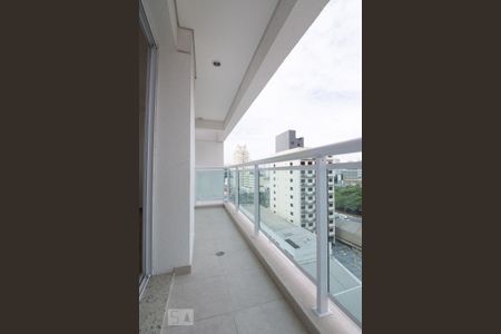 Varanda de kitnet/studio para alugar com 1 quarto, 46m² em Parque Industrial Tomas Edson, São Paulo