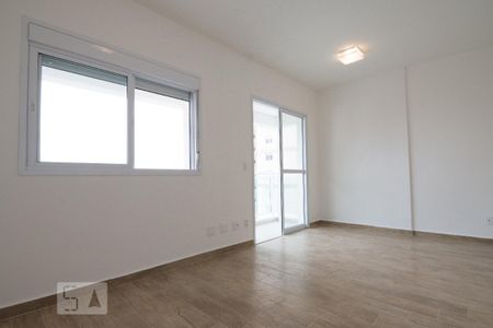 Studio de kitnet/studio para alugar com 1 quarto, 46m² em Parque Industrial Tomas Edson, São Paulo