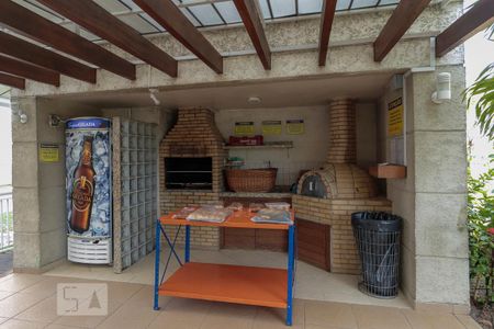 Apartamento para alugar com 52m², 2 quartos e 1 vaga Apartamento para alugar com 52m², 2 quartos e 1 vagaChurrasqueira