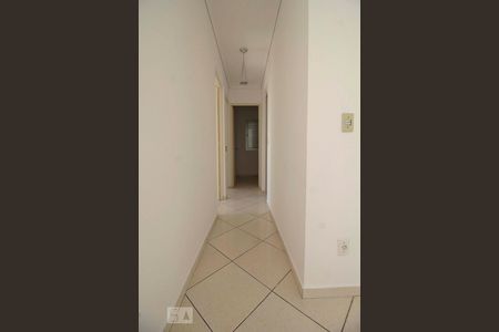 Corredor de apartamento para alugar com 3 quartos, 59m² em Butantã, São Paulo
