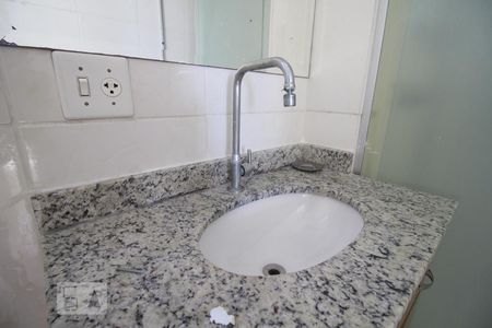 Pia de apartamento para alugar com 3 quartos, 59m² em Butantã, São Paulo