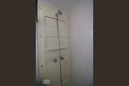 Chuveiro de apartamento para alugar com 3 quartos, 59m² em Butantã, São Paulo
