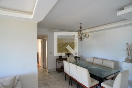 Sala de apartamento para alugar com 4 quartos, 145m² em Barra da Tijuca, Rio de Janeiro