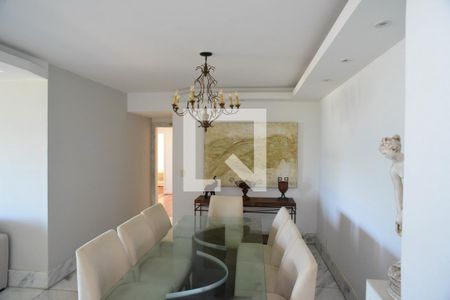 Sala de apartamento para alugar com 4 quartos, 145m² em Barra da Tijuca, Rio de Janeiro