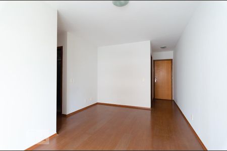 Sala de apartamento para alugar com 3 quartos, 72m² em Mansões Santo Antônio, Campinas