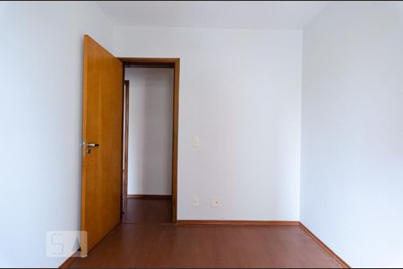 Apartamento para alugar com 72m², 3 quartos e 1 vaga Apartamento para alugar com 72m², 3 quartos e 1 vagaQuarto 1