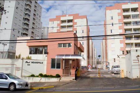 Apartamento para alugar com 72m², 3 quartos e 1 vaga Apartamento para alugar com 72m², 3 quartos e 1 vagaFachada