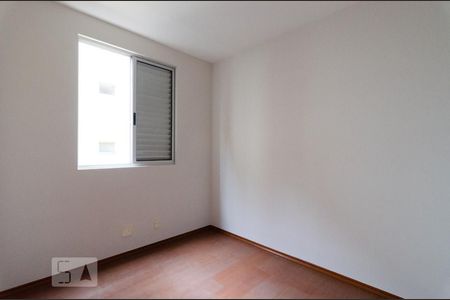 Apartamento para alugar com 72m², 3 quartos e 1 vaga Apartamento para alugar com 72m², 3 quartos e 1 vagaQuarto 2